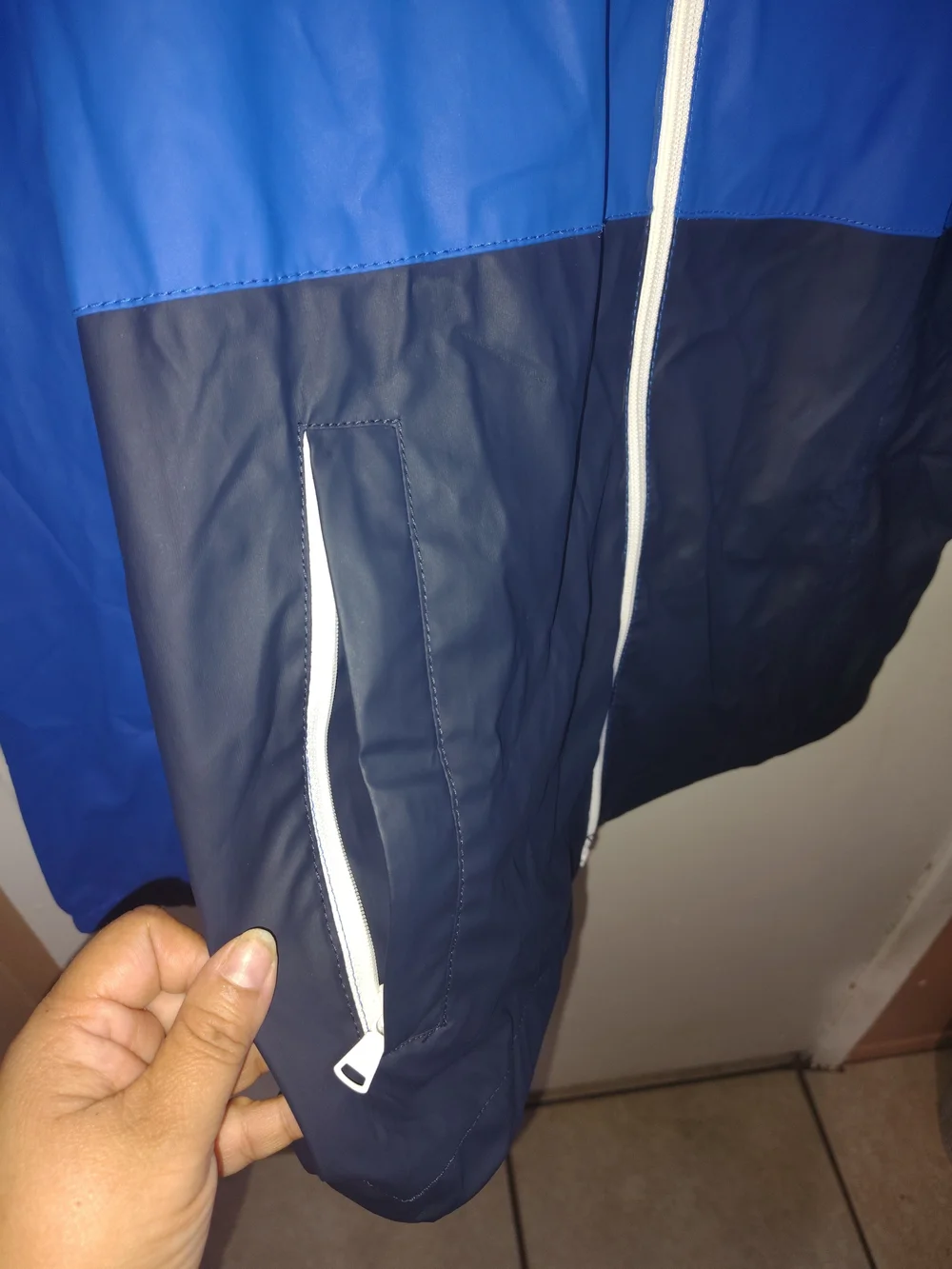 Dockers Navi Blue, Royal Blue Hooded Windbreaker Jacket Size Small